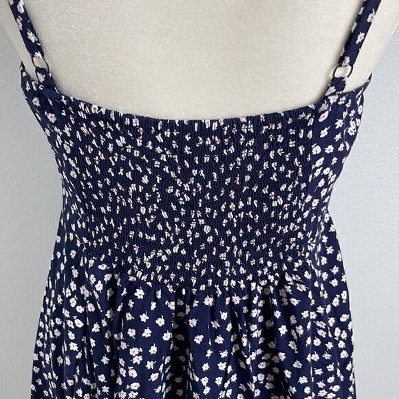 Gap mini floral print sundress.  Adjustable shoulder straps.  Size XS. - Picture 4 of 7